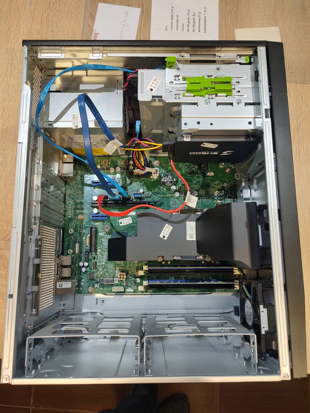KOMPUTER POLEASINGOWY FUJITSU ESPRIMO P9010 MT i5-10600 16GB RAM DVD-RW - obrazek 5