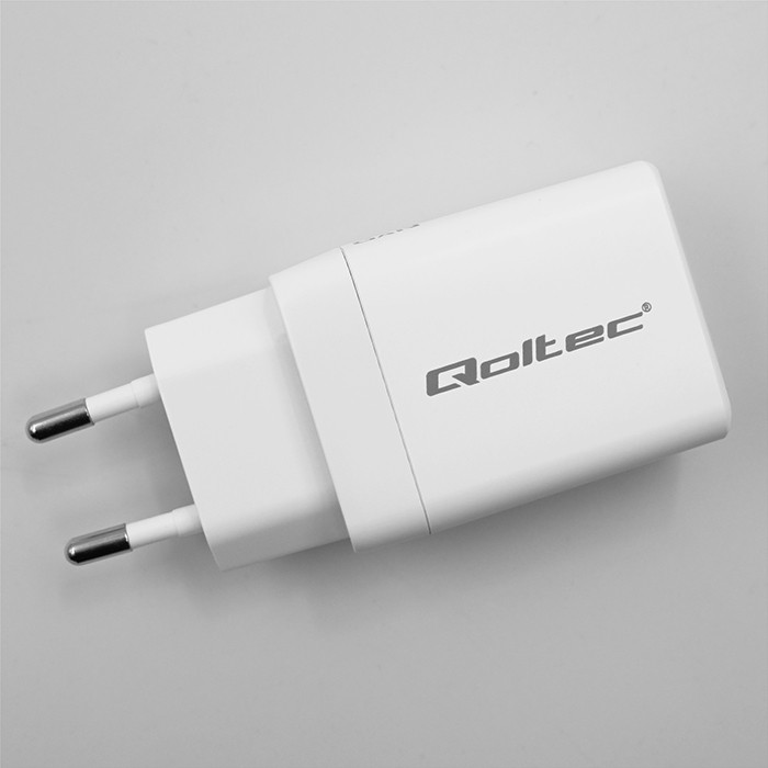 ŁADOWARKA SIECIOWA QOLTEC 45W GaN USB-C PD + USB-A QC 3.0 BIAŁA - obrazek 2